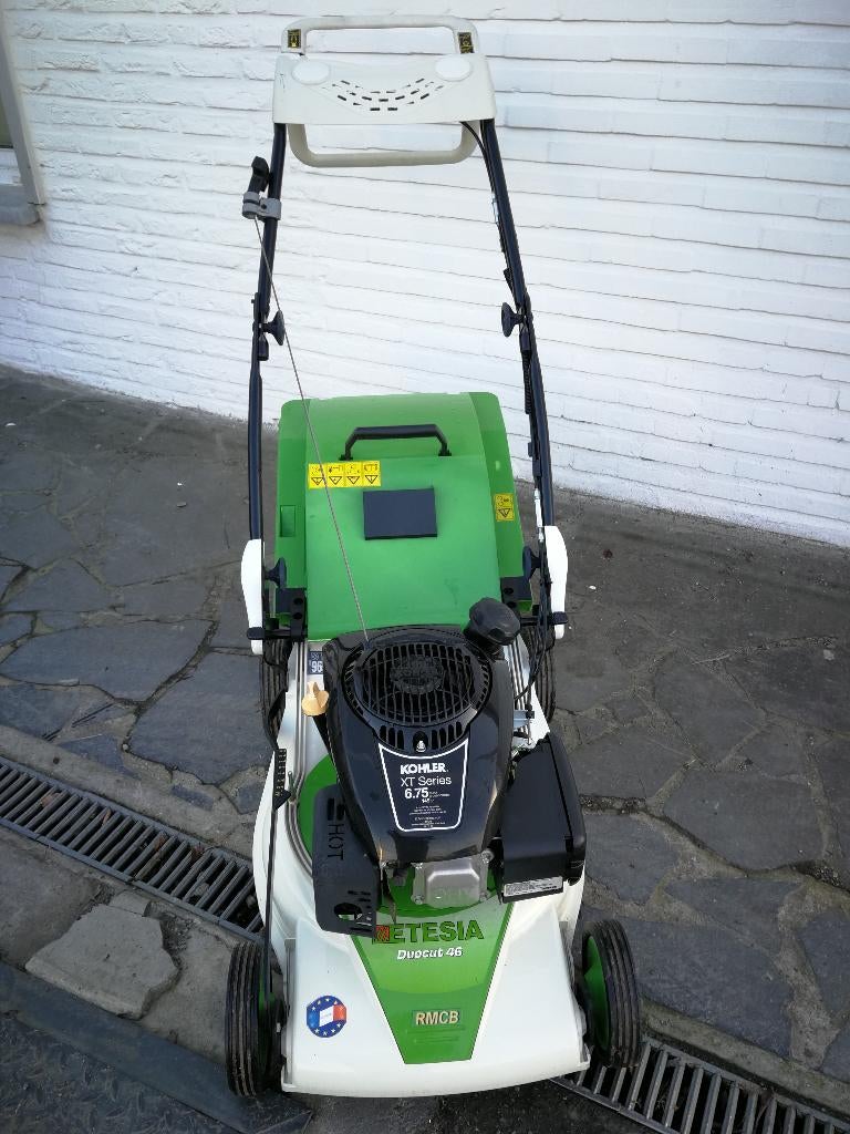 Tondeuse etesia, Fonction de mulching, Tondeuses à gazon à essence, 40 à 49 cm, Enlèvement