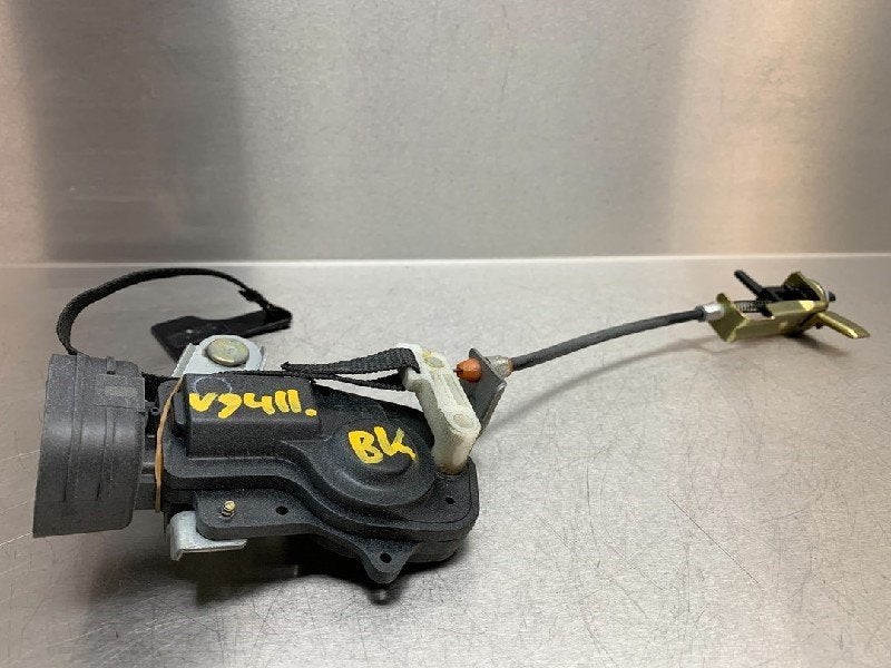 MOTEUR DE VEROUILLAGE DU FLUX DE CARBURANT Lexus GS (..S16), Utilisé, Lexus