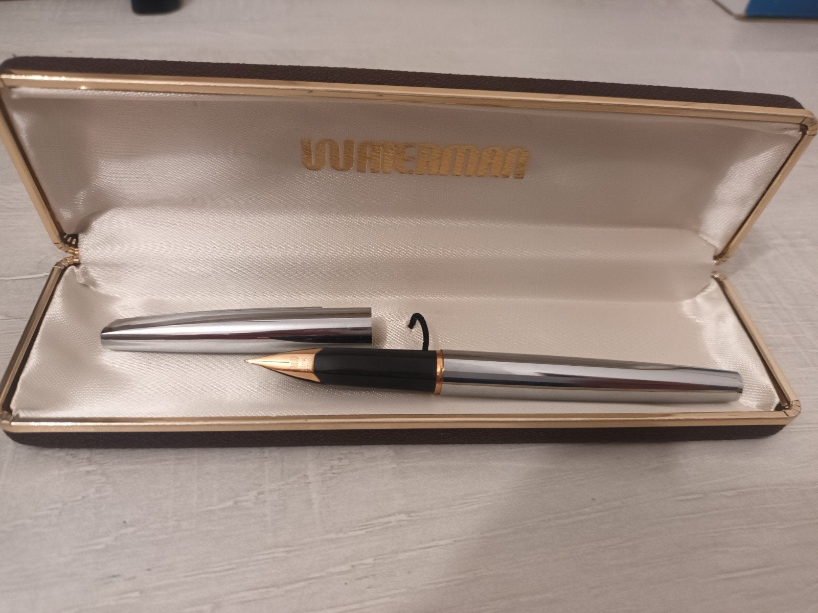 stylos Waterman, Enlèvement, Waterman