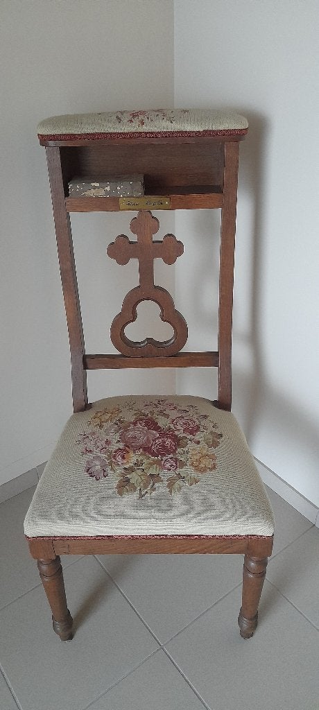 Kerkstoel, Antiek en Kunst, Ophalen
