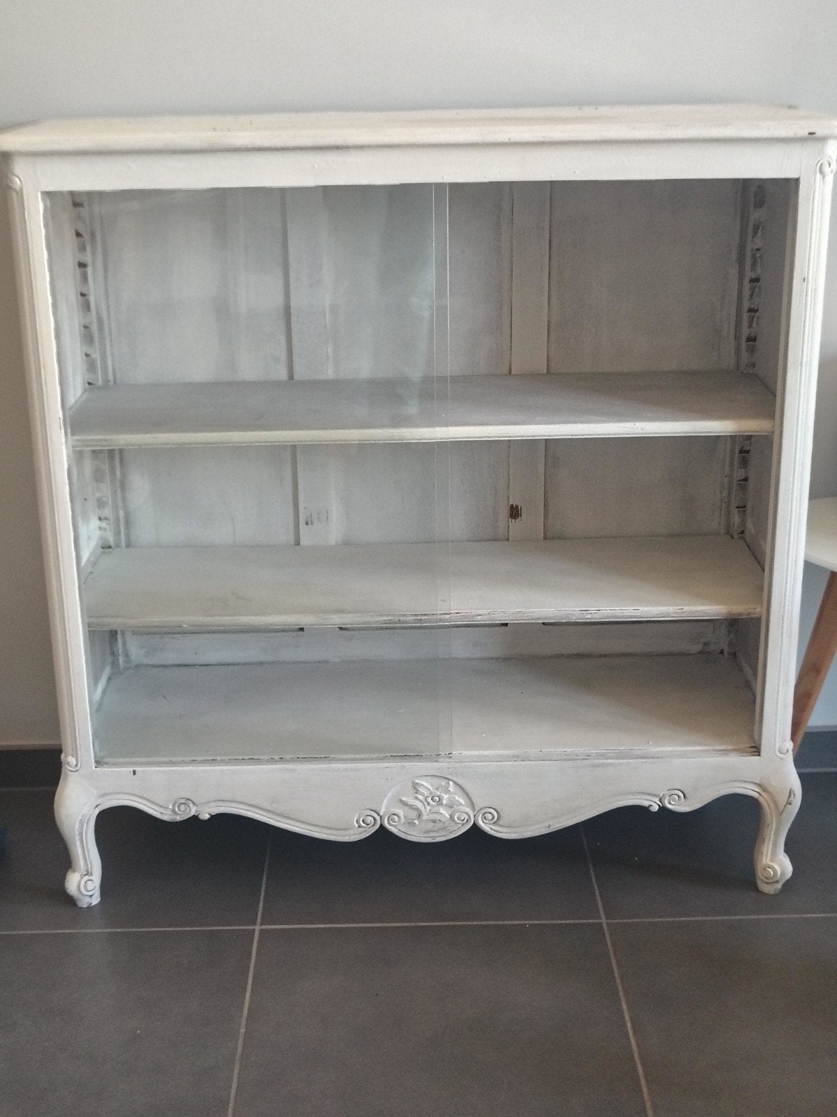 charmant vintage vitrinekastje, 25 à 50 cm, Avec tablette(s), Vintage, 100 à 150 cm