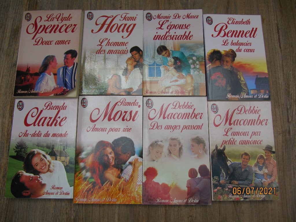 Lot de 32 histoires d'amour, Boeken, Ophalen of Verzenden, Zo goed als nieuw