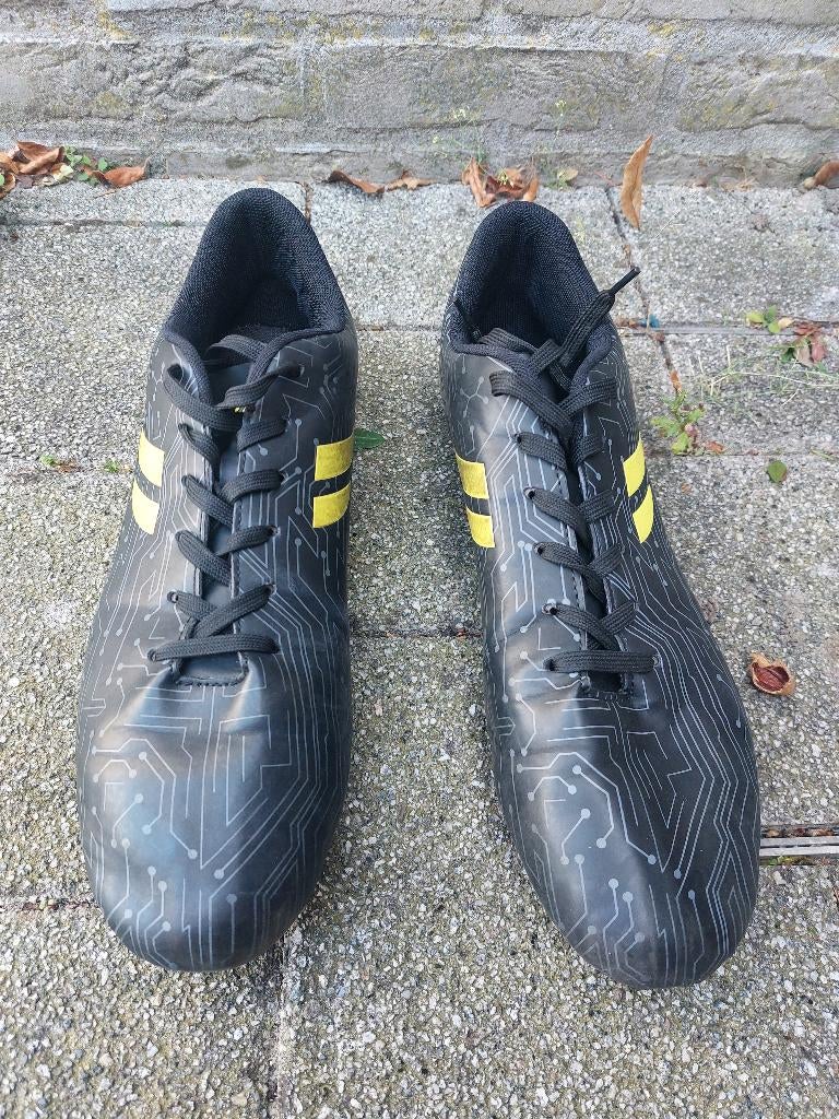 Voetbalschoenen Panther maat 44, Sport en Fitness, Voetbal, Ophalen, Zo goed als nieuw