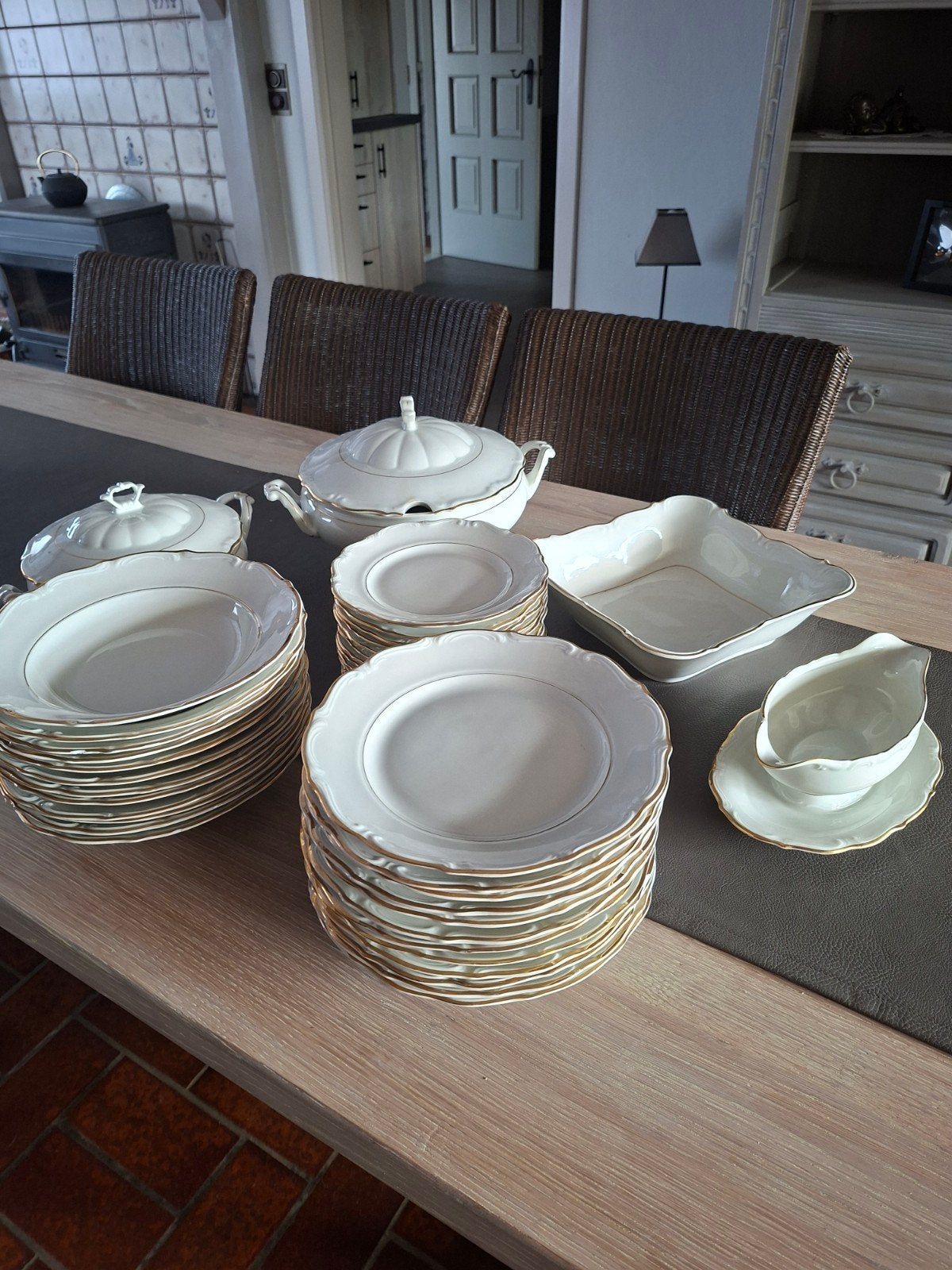 mooi eetservies voor 12 personen, Huis en Inrichting, Ophalen, Vintage, Zo goed als nieuw, Porselein