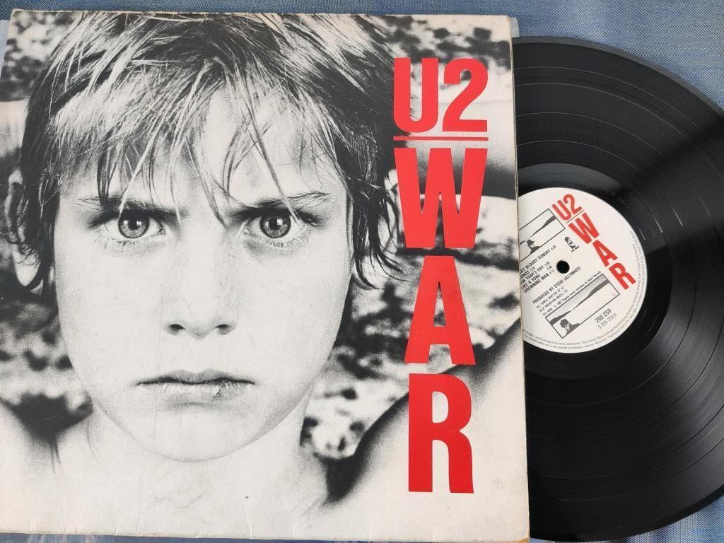 U2 (war, openklapbare hoes, island, germany, 205259320), Enlèvement