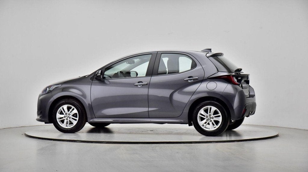 Toyota Yaris 1.5 Dual VVT-ie Dynamic | Navigatie | Achteruit, Auto's, Toyota, Voorwielaandrijving, 118 g/km, Stof, Gebruikt