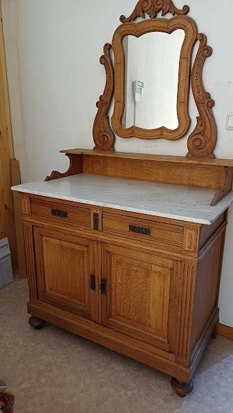 Très jolie coiffeuse avec miroir et plaque en marbre blanc, Utilisé, 50 à 100 cm, Bois, 150 à 200 cm