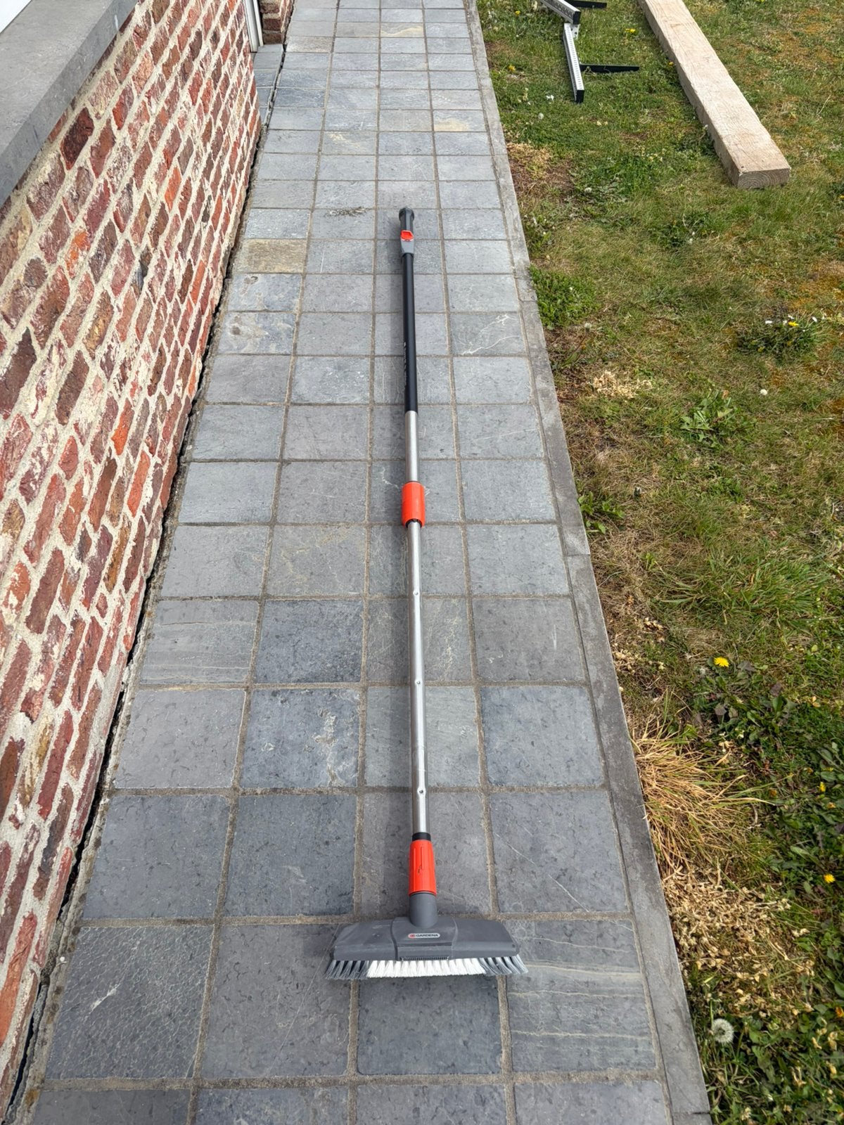 Gardena uitschuifbare borstel, Ophalen