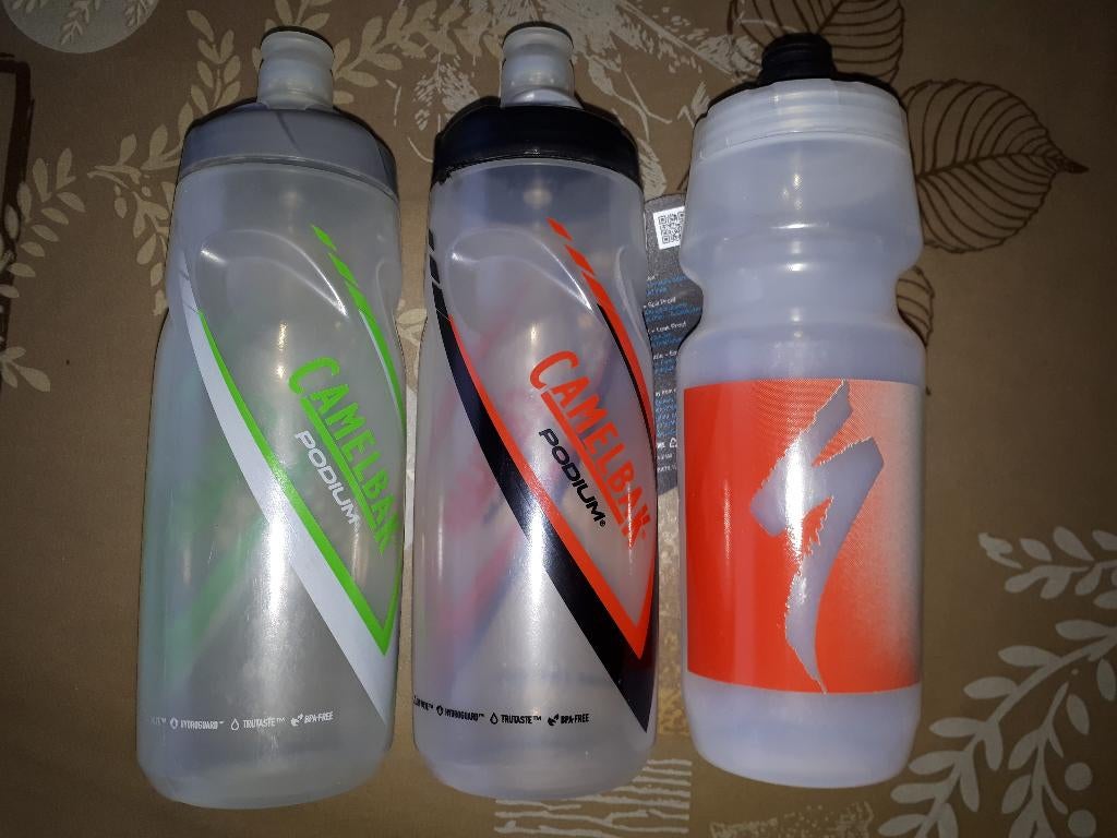 🚴‍♀️👉 drinkbussen - 500 - 750 ml allemaal NIEUW ‍️‍️‍️, Sport en Fitness, Drinkbussen, Ophalen, Nieuw