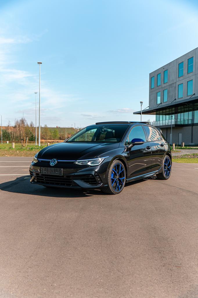 Golf 8 R Édition 20 ans, Achat, Euro 6, Carnet d'entretien, Noir