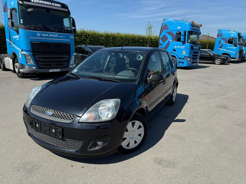 Ford Fiesta 2006 1.3 essence 165000km AC, Auto's, Bedrijf, Handgeschakeld, 5 deurs, Euro 4