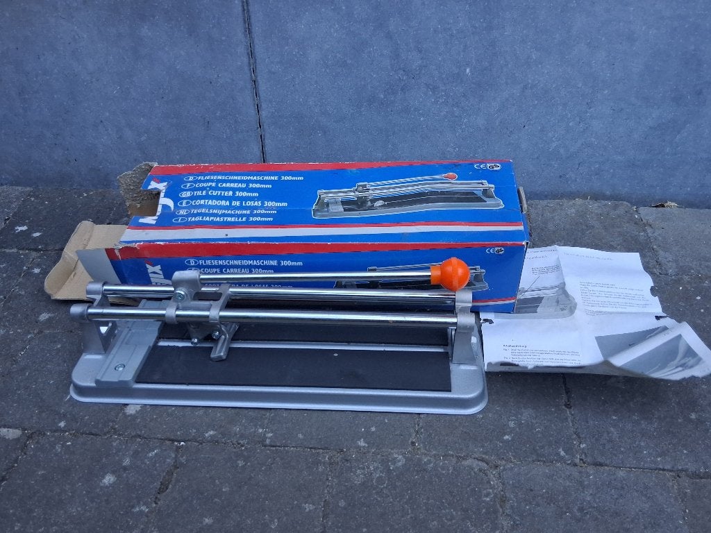 Tegelsnijmachine in originele Verpakking, Bricolage & Construction, Enlèvement ou Envoi, Comme neuf, Outil de coupe