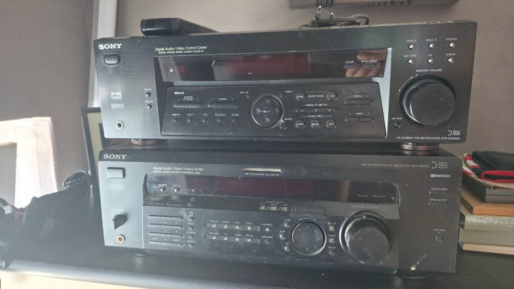 2 amplificateurs SONY avec petits prob, Audio, Tv en Foto, Versterkers en Ontvangers, Ophalen, Gebruikt, Sony, 120 watt of meer