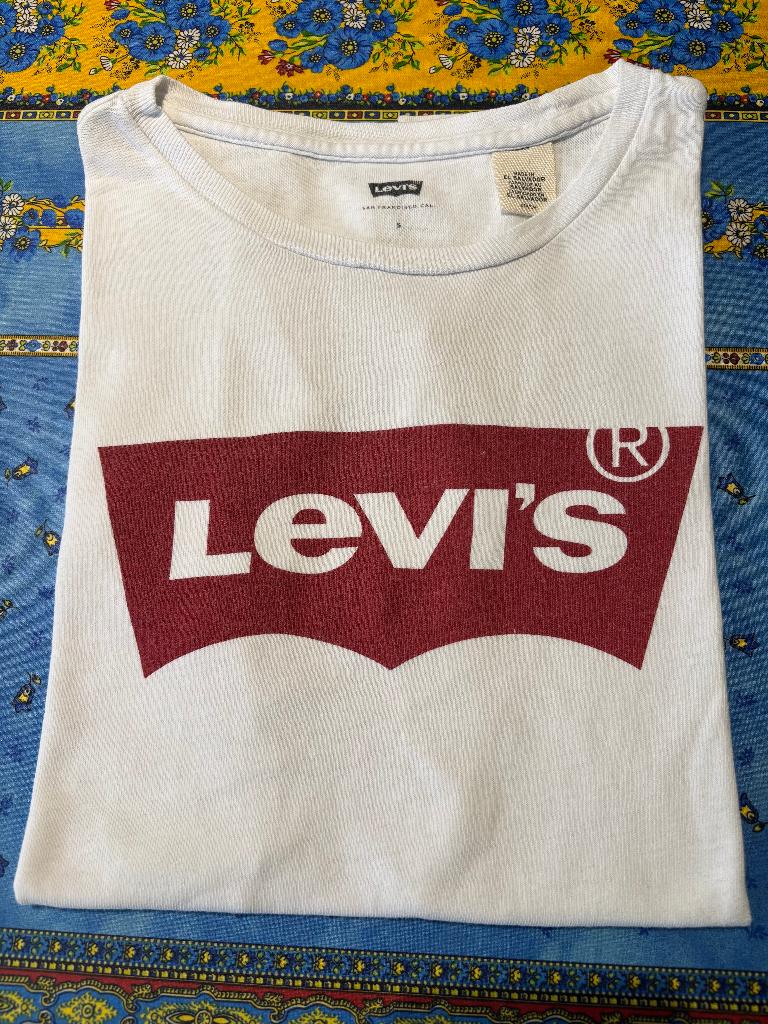 T-shirt blanc Levi's Small / unisexe, Vêtements | Hommes, T-shirts, Comme neuf, Enlèvement, Blanc, Taille 46 (S) ou plus petite