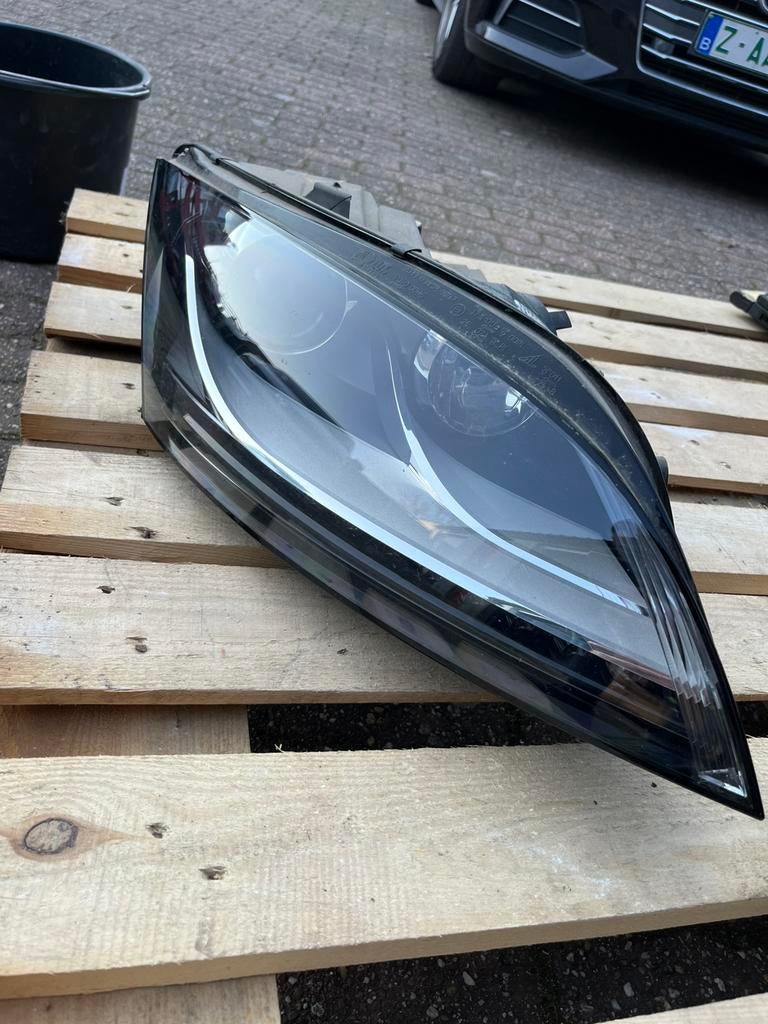 Audi TT xenon led koplamp rechts  2006 - 2014, Ophalen, Audi