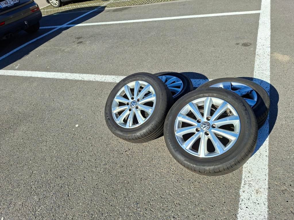 5 Vw velgen met banden, Auto-onderdelen, Banden en Velgen, Ophalen, Band(en)