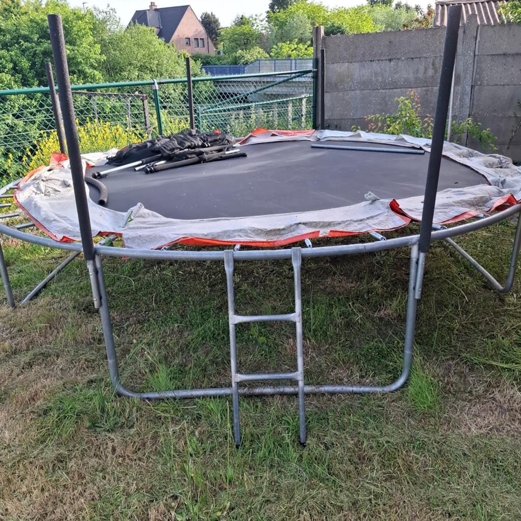 trampoline  à vendre, Kinderen en Baby's, Speelgoed | Buiten | Trampolines, Ophalen