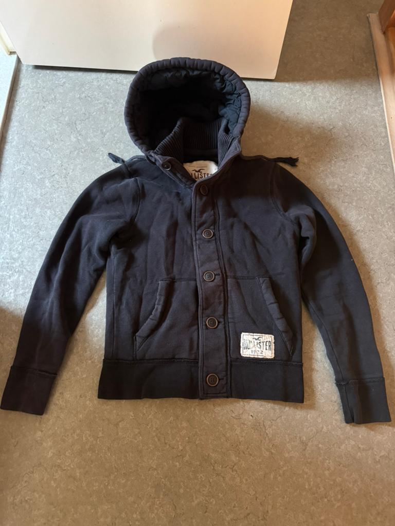 Hollister trui medium, Kleding | Heren, Jassen | Winter, Ophalen of Verzenden, Zo goed als nieuw