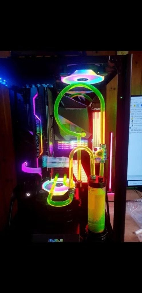 PC Watercooling Custom Haut de gamme / i9 / AORUS XTREME, Ophalen, Gebruikt, Gigabyte, Intel Core i9