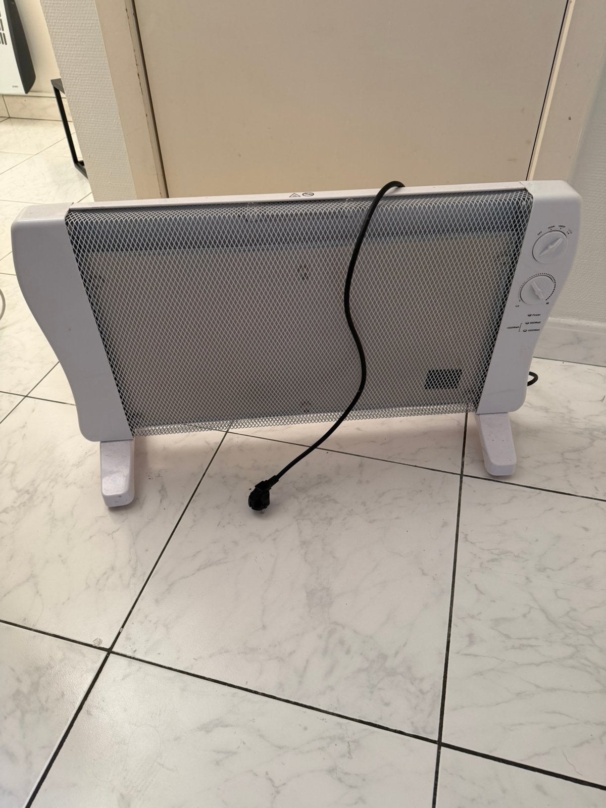 Elektrische mobiele verwarming 1500W, Ophalen, Zo goed als nieuw