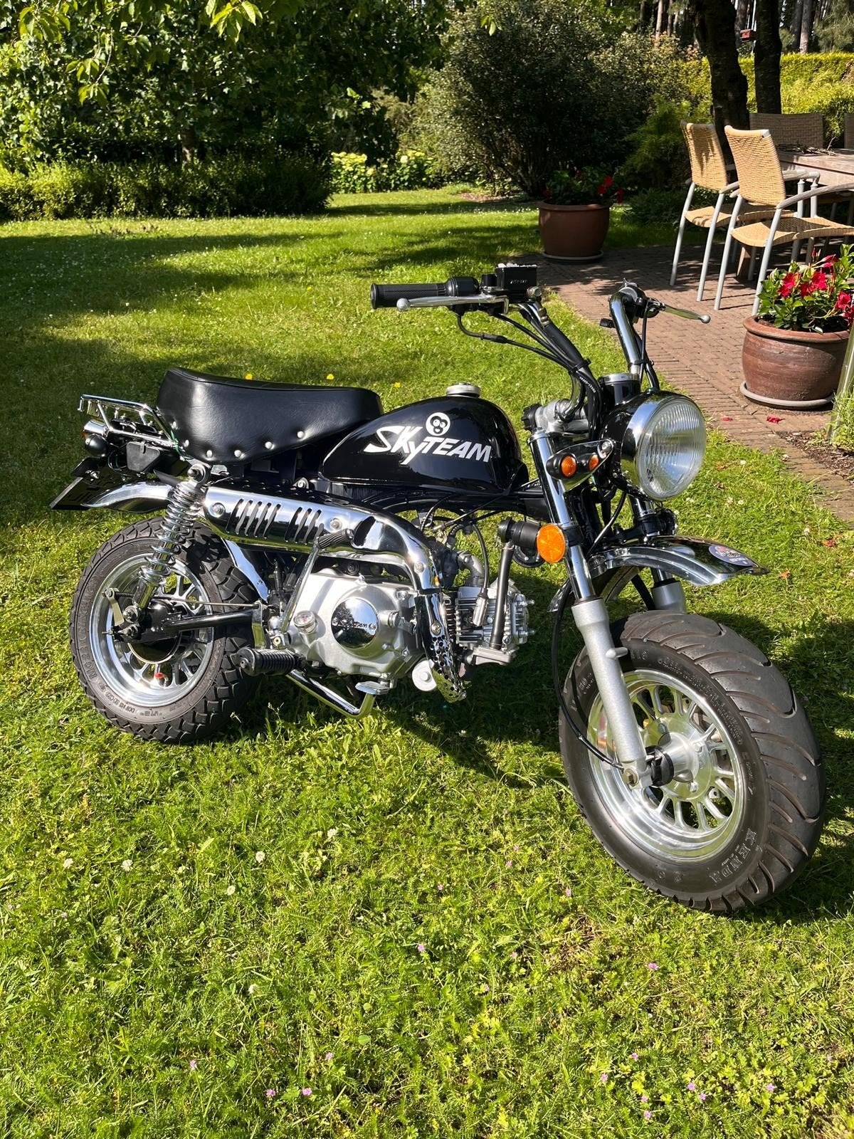 Honda Monkey 50cc B-klasse replica Skyteam, Fietsen en Brommers, Brommers | Honda, Ophalen, Overige modellen, 49 cc, 4 versnellingen