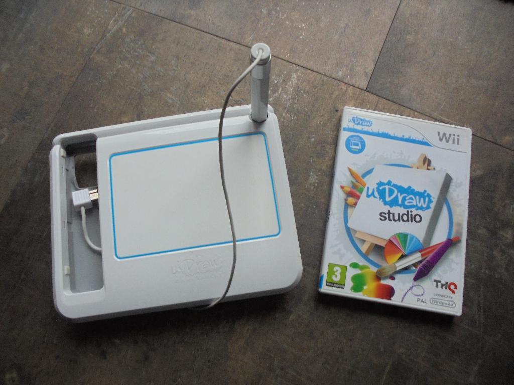 U Draw Studio + U Draw Game Pad voor Wii (zie foto's), Puzzel en Educatief, Gebruikt, Verzenden, 1 speler