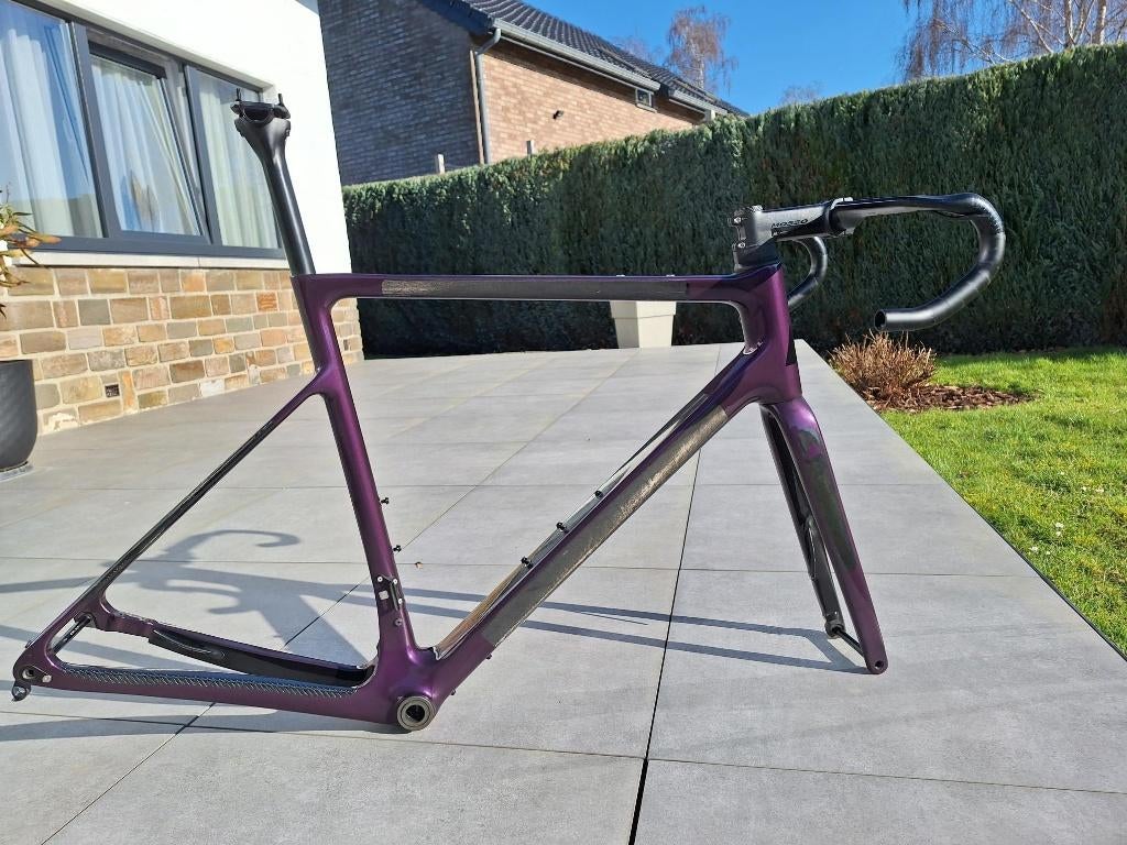 Kit Cadre Yishun R1018-D, Superlight version, Vélos & Vélomoteurs, Vélos Pièces, Utilisé, Cadre, Enlèvement ou Envoi