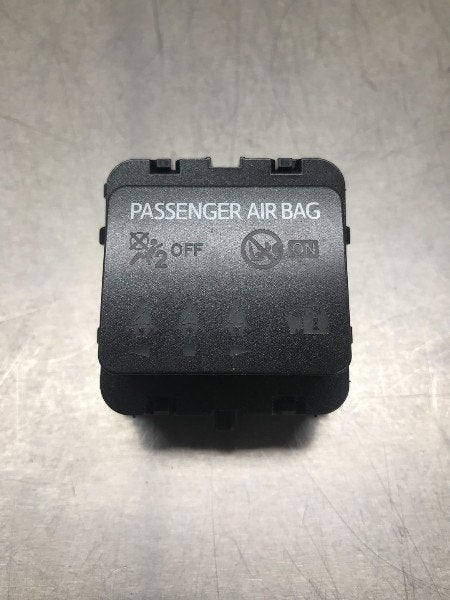 DIVERSEN Airbag controle lampje Auris (E18) (|489168|), Gebruikt, Toyota