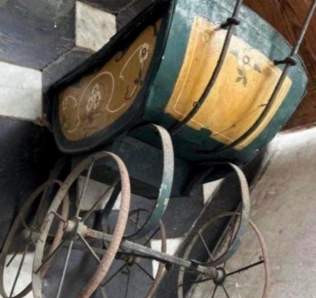 Oude speelgoedkinderwagen, Antiek en Kunst, Ophalen