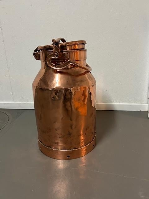 vieux pot à lait, Enlèvement