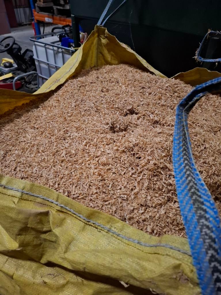 Gratis bigbags houtschaafsel, Enlèvement