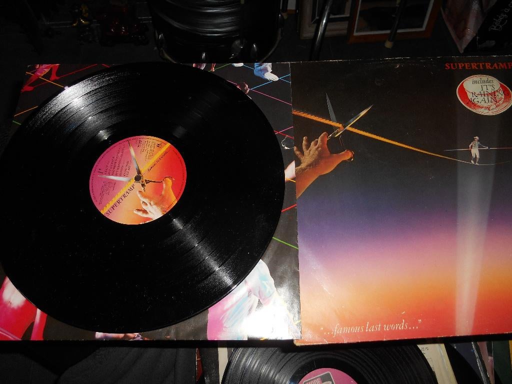 33T SUPERTRAMP " it's raining again", Enlèvement ou Envoi