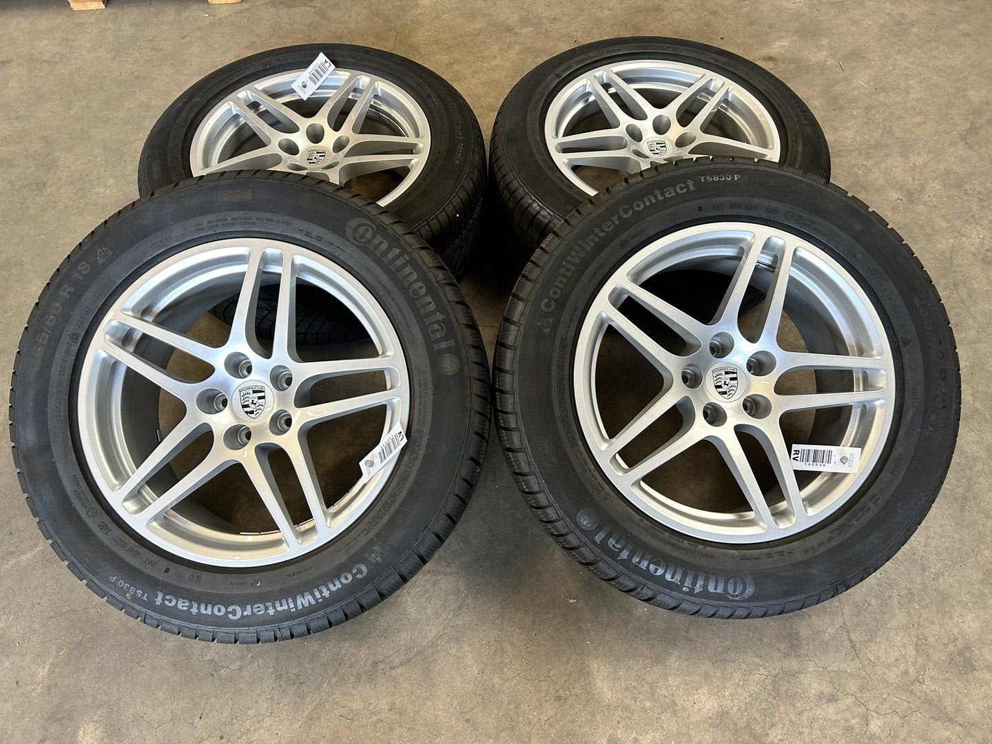 18 inch originele velgen + winterbanden Porsche Macan, Pneus et Jantes, Pneus hiver, Véhicule de tourisme, -