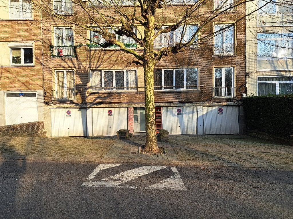 Garage SALE à Jette
