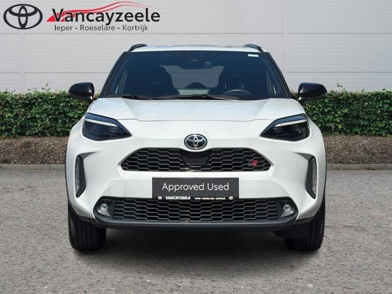 Toyota Yaris Cross GR Sport+cam+gps+sens V+A, Automaat, 116 pk, https://public.car-pass.be/vhr/1db54b94-4b4f-458b-8a36-65be1f5f3b0b