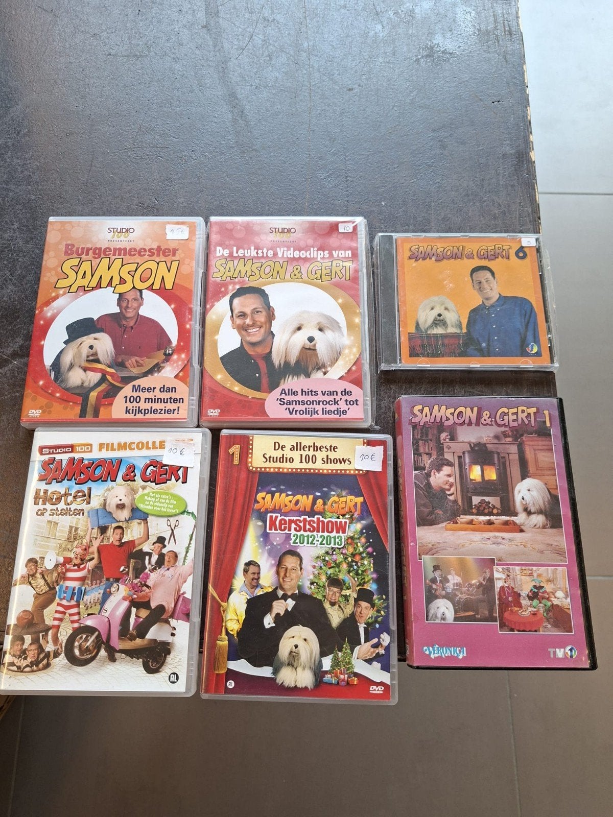 Samson en gert, Enlèvement