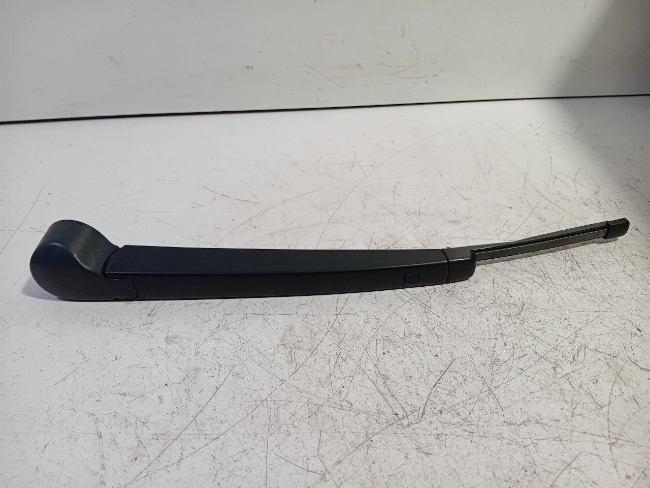 Ruitenwisserarm achterruit Volkswagen Golf, Auto-onderdelen, Onderdelen@venauto.nl, Van der Ven Autorecycling B.V., Gebruikt, Ettenseweg 76, 4706 PB Roosendaal, The Netherlands