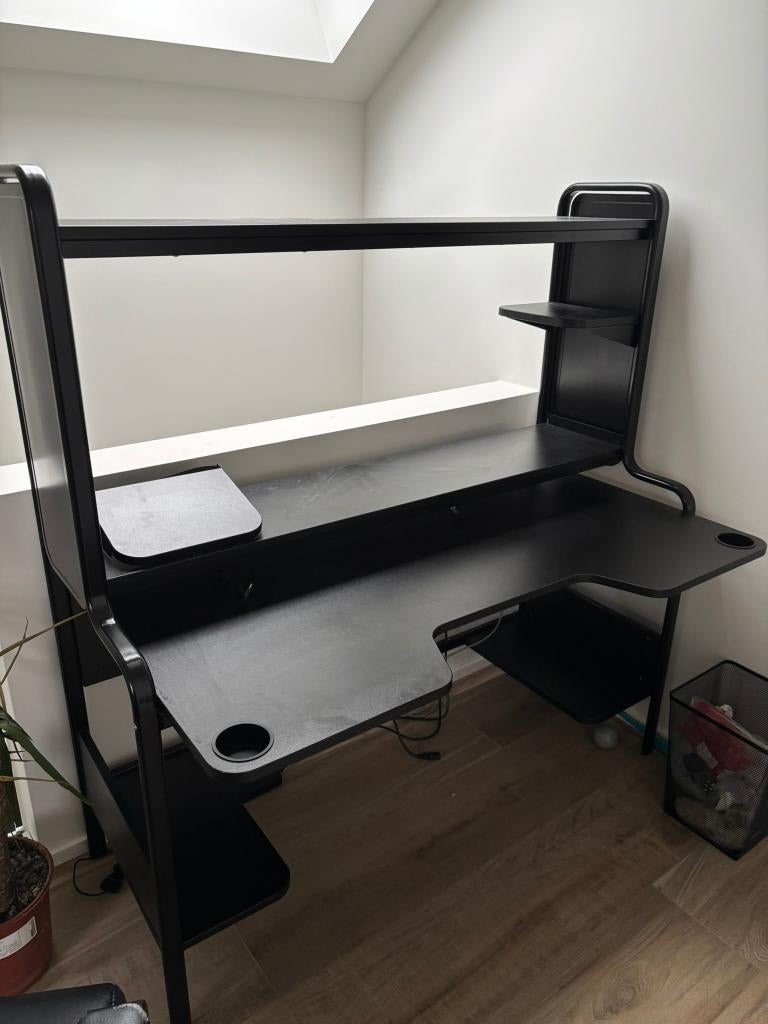 Bureau IKEA Fredde, Bureau gaming, Utilisé, IKEA, Bois