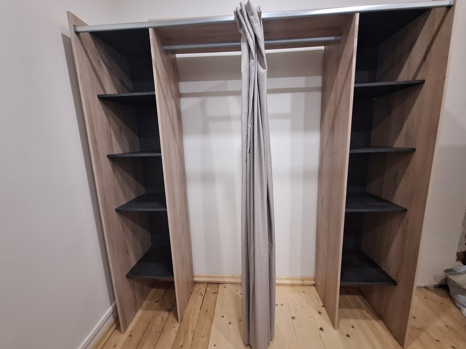 Kleerkast half-open, Huis en Inrichting, Kasten | Kleerkasten, Ophalen, 200 cm of meer, 150 tot 200 cm, Zo goed als nieuw