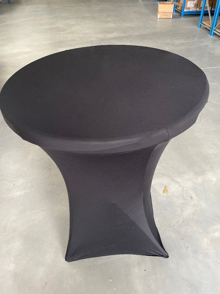 Partytafel met zwarte hoes te koop, Ophalen, Zo goed als nieuw