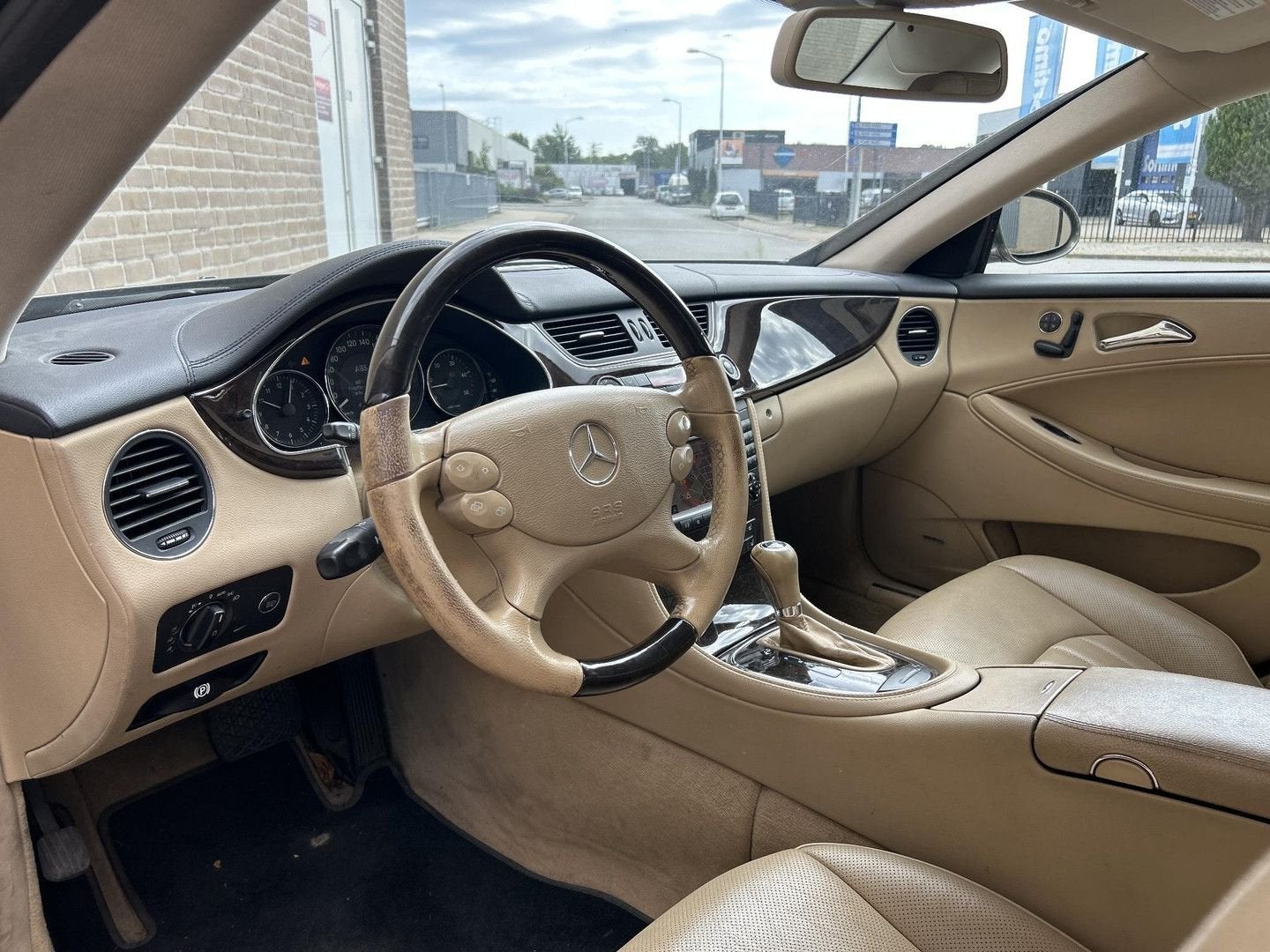 Mercedes-Benz CLS 320 CDI | Leder | Navi | Cruise | Climate, Auto's, Mercedes-Benz, Automaat, 202 g/km, Parkeersensor, CLS