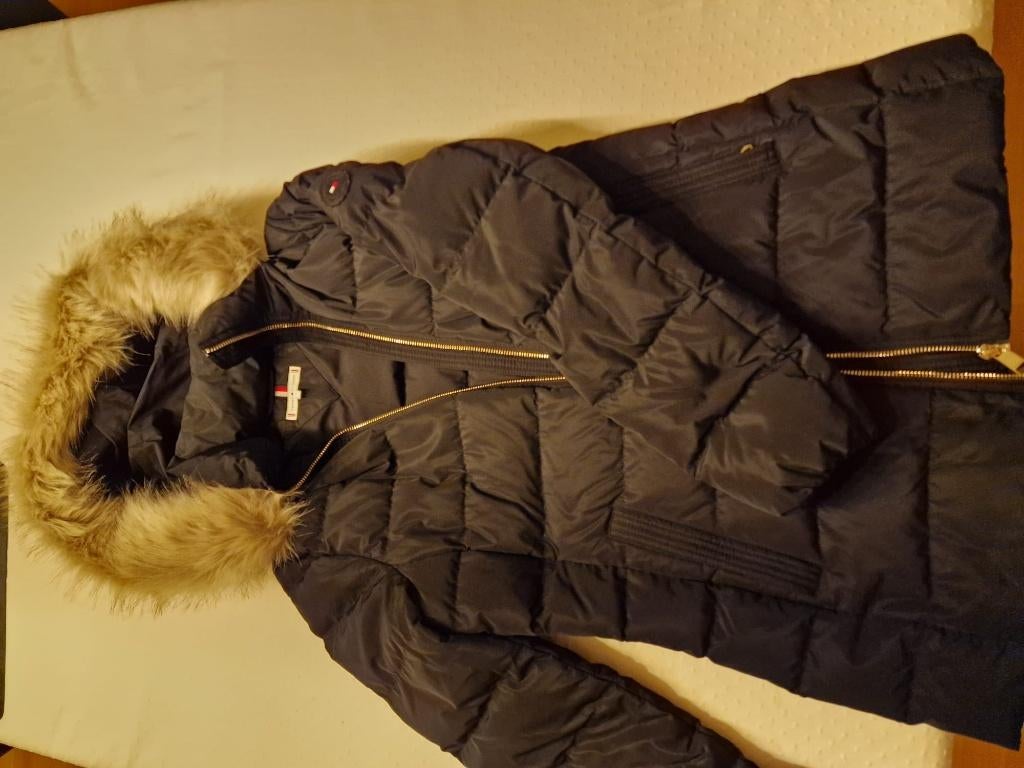 Winterjas Tommy met kap, Ophalen, Tommy hilfiger, Zwart, Zo goed als nieuw
