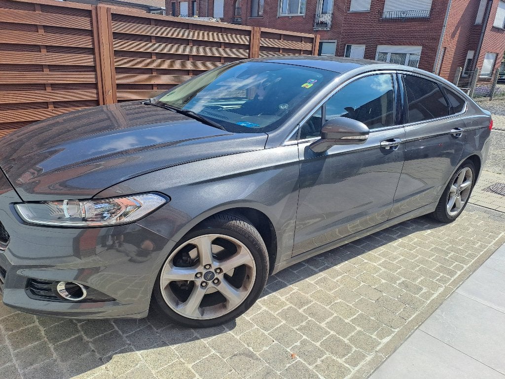 Ford mondeo 2016j benzine, Voorwielaandrijving, 4 deurs, Stof, Mondeo