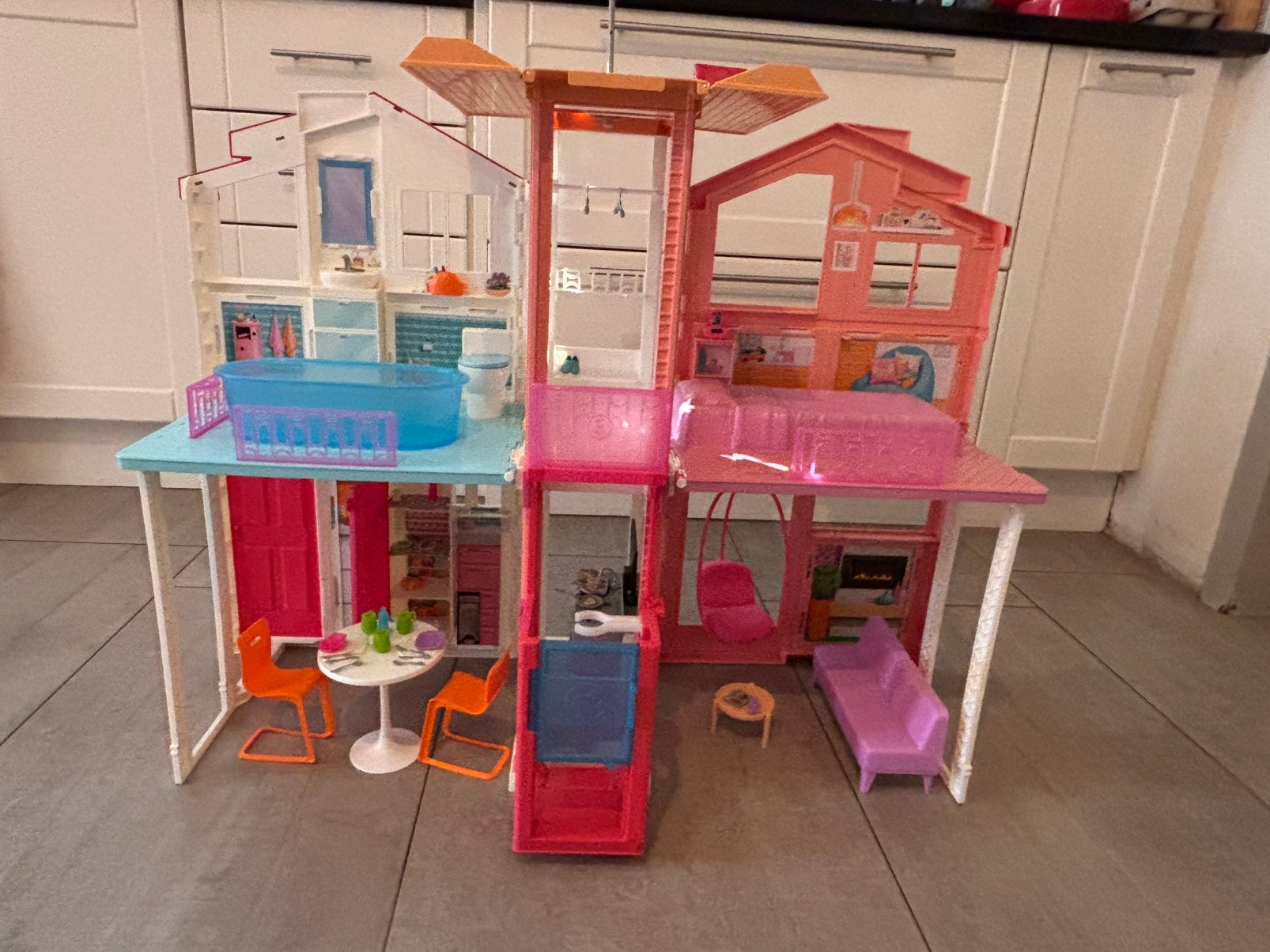 Barbie Dreamhouse, Ophalen, Gebruikt