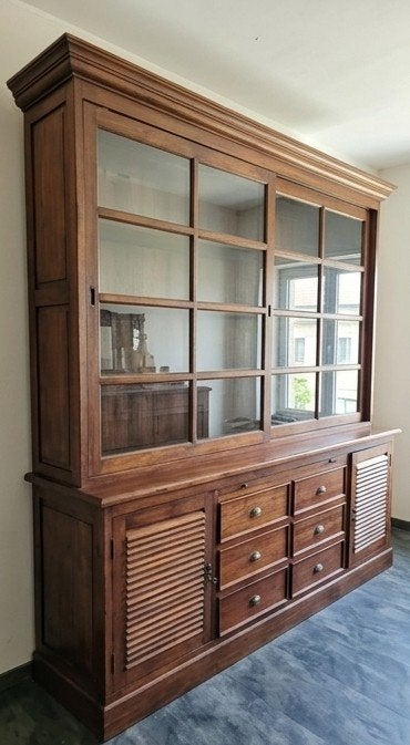 Vitrinekast buffetkast koloniaal, Maison & Meubles, Armoires | Buffets, Teck, Verre, Enlèvement