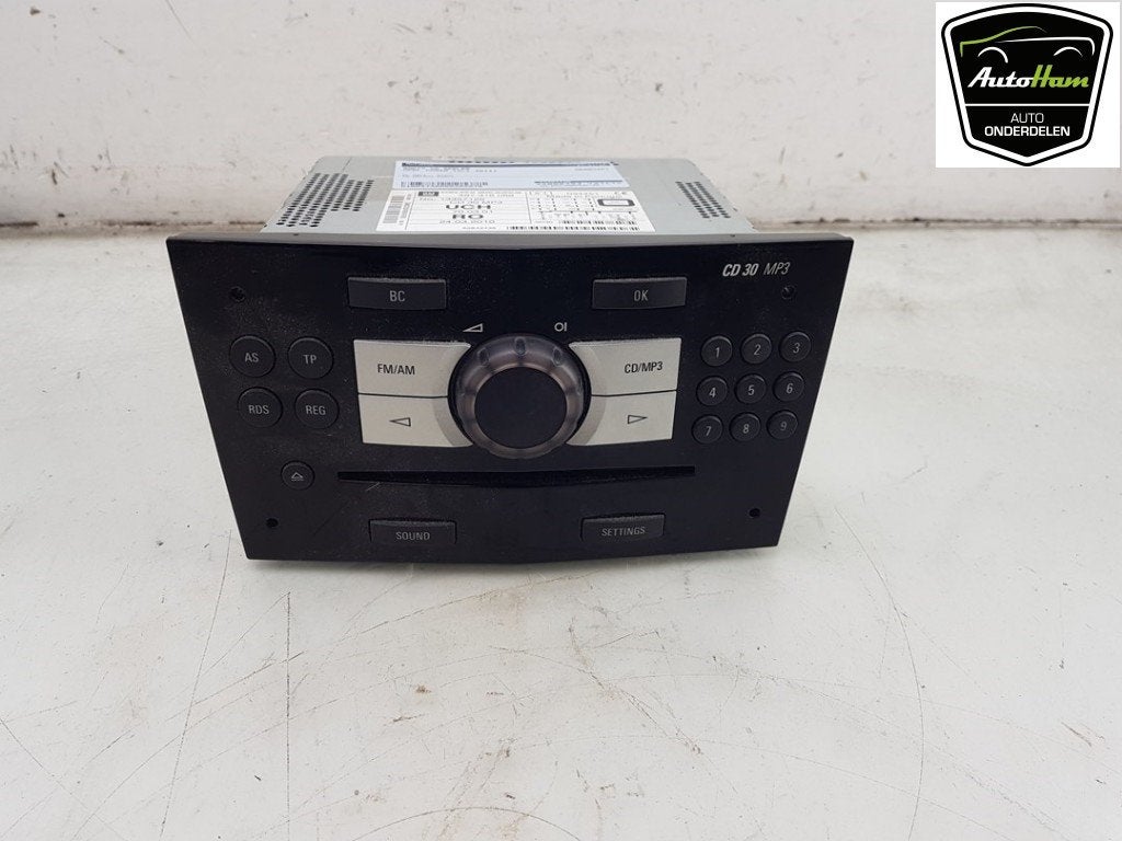 RADIO Opel Corsa D (01-2006/12-2014) (|13357126|13289927|), Gebruikt, Opel