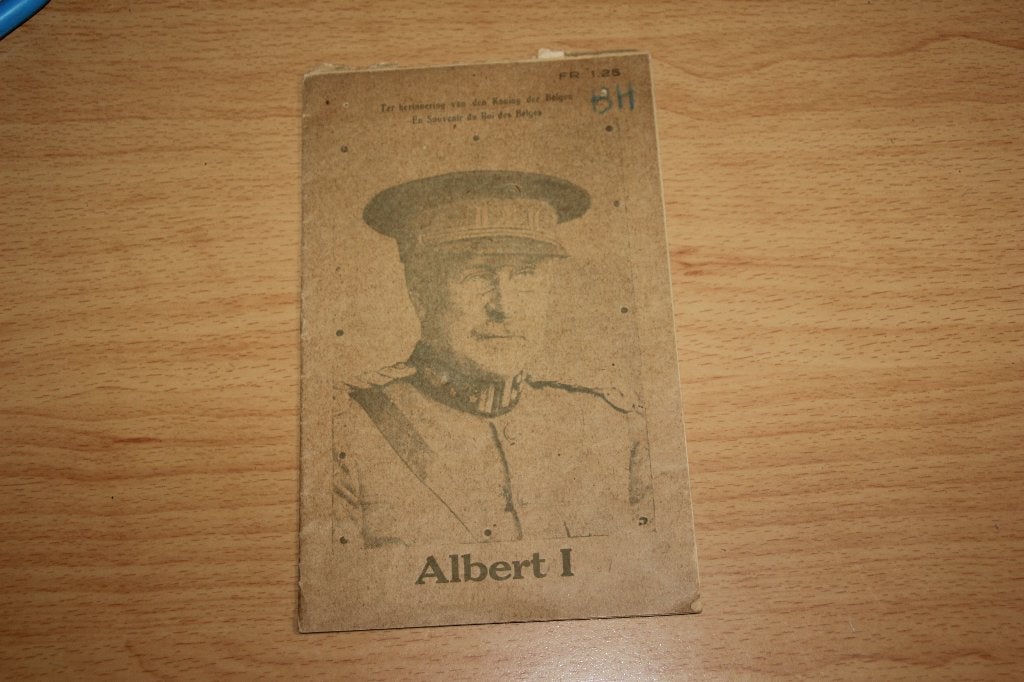 ABBL "Albert 1er" ( En souvenir du Roi des belges), Collections, Envoi, Armée de terre, Livre ou Revue