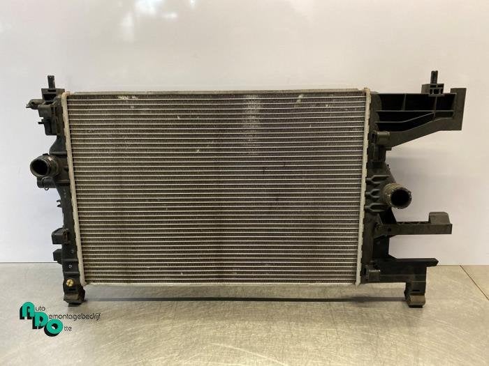 Radiateur van een Opel Astra (Astra J 10-), Auto-onderdelen, Gebruikt, -, -, Opel