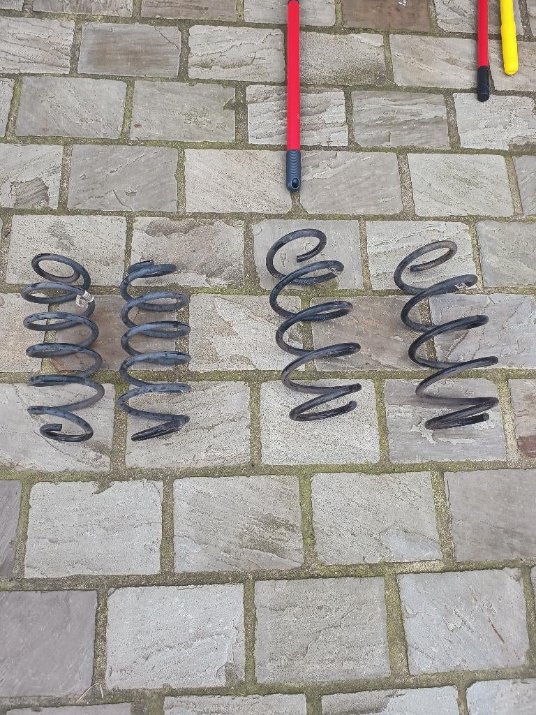 Originele veren Fiesta ST MK8 2018, Auto-onderdelen, Ophalen, Gebruikt, Ford