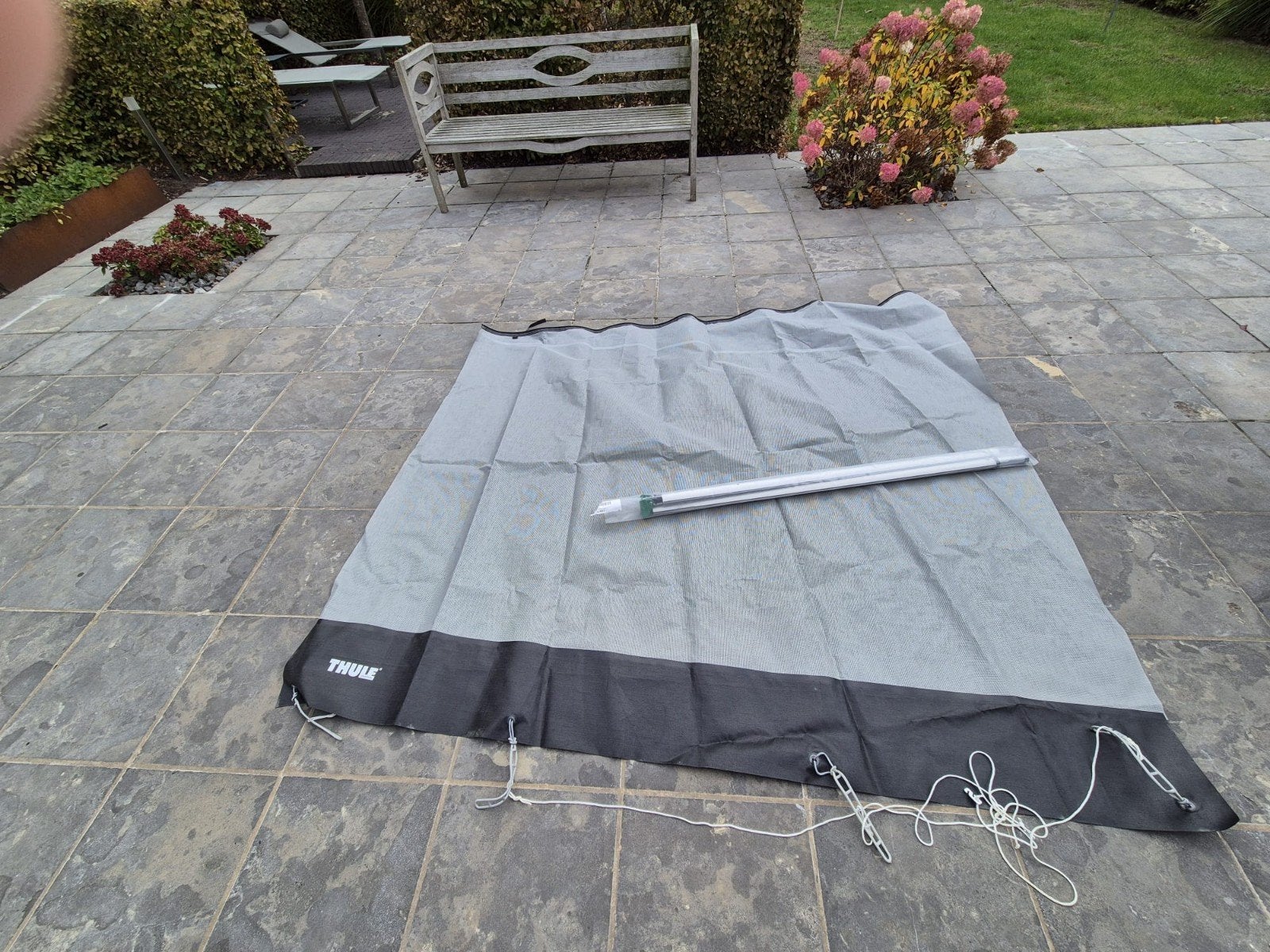Thule Oval Tension Rafter met schaduwdoek, Ophalen, Zo goed als nieuw, Thule
